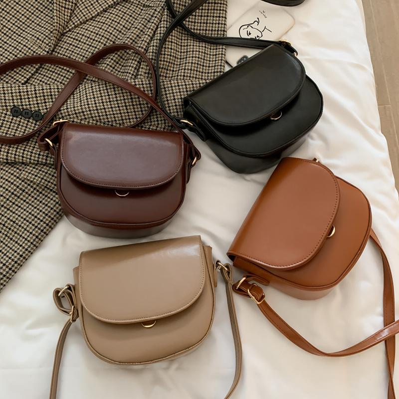 IELGY Korean style crossbody saddle bag fashion French niche shoulder bag