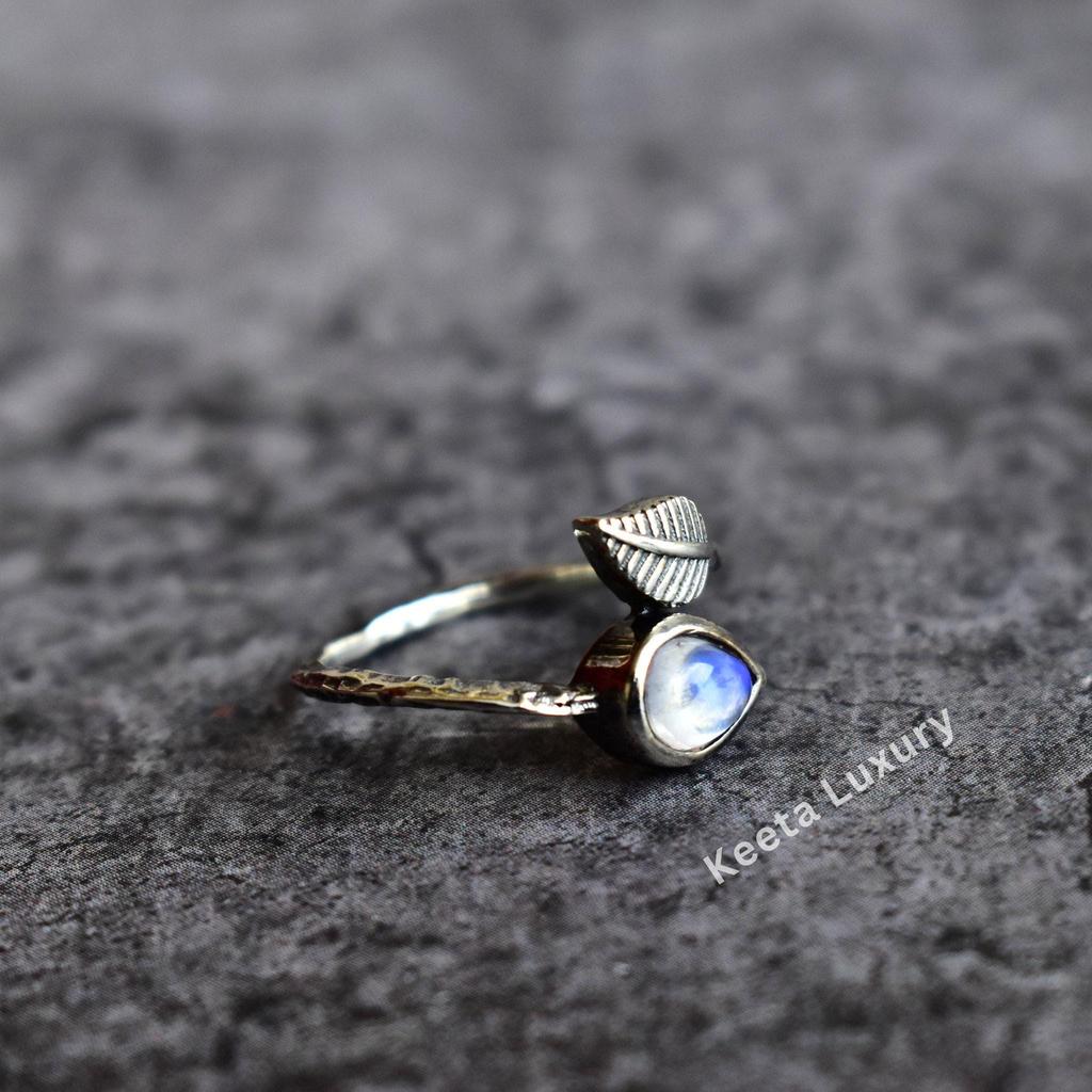 Leaf Rainbow Moonstone Ring, Nature Inspired bohemian Ring, rainbow moonstone everyday ring, unique Anniversary or birthday Gift For Her