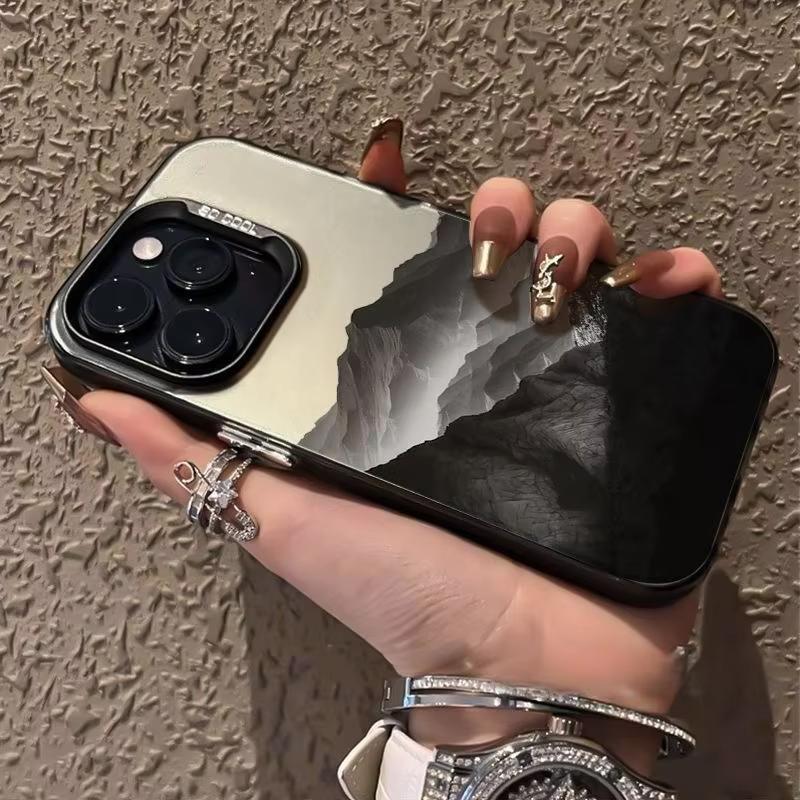 Чехол для телефона "Горный хребет Темного тумана" Для IPhone 17 16 15 14 Pro Max 13 12 11 Pro Max 7 8 Plus XS XR X 16E Жесткая крышка Чехол Funda