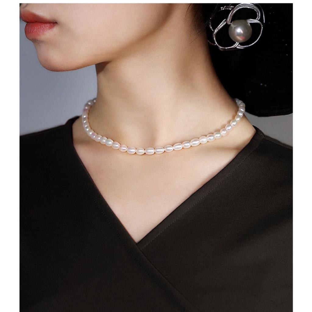 Freshwater pearl necklace, fashionable, lightweight, luxurious, simple, elegant, and a clavicle chain for women