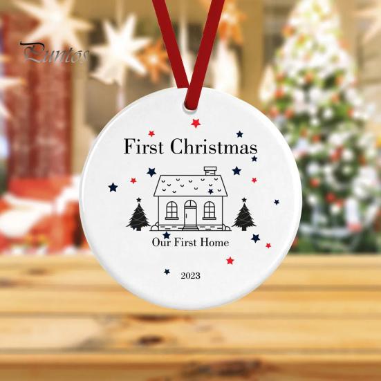 Кулон «Первое Рождество в нашем доме» Двусторонний принт Круглая форма сердца Гладкие висячие благословения Декоративный подарок на новоселье Украшение окна