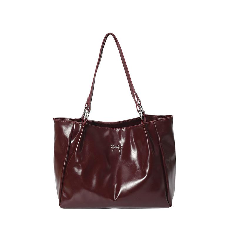 2025 Summer New Solid Color Simple Wind Large Capacity Casual Fashion Hong Kong Style Bright Underarm Shoulder Tote Bag