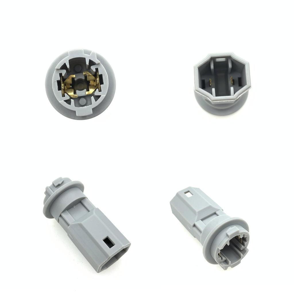 Держатель подсветки номерного знака Toyota 05-09 для Reiz, RAV4, Ralink, Camry, Land Cruiser LC200.