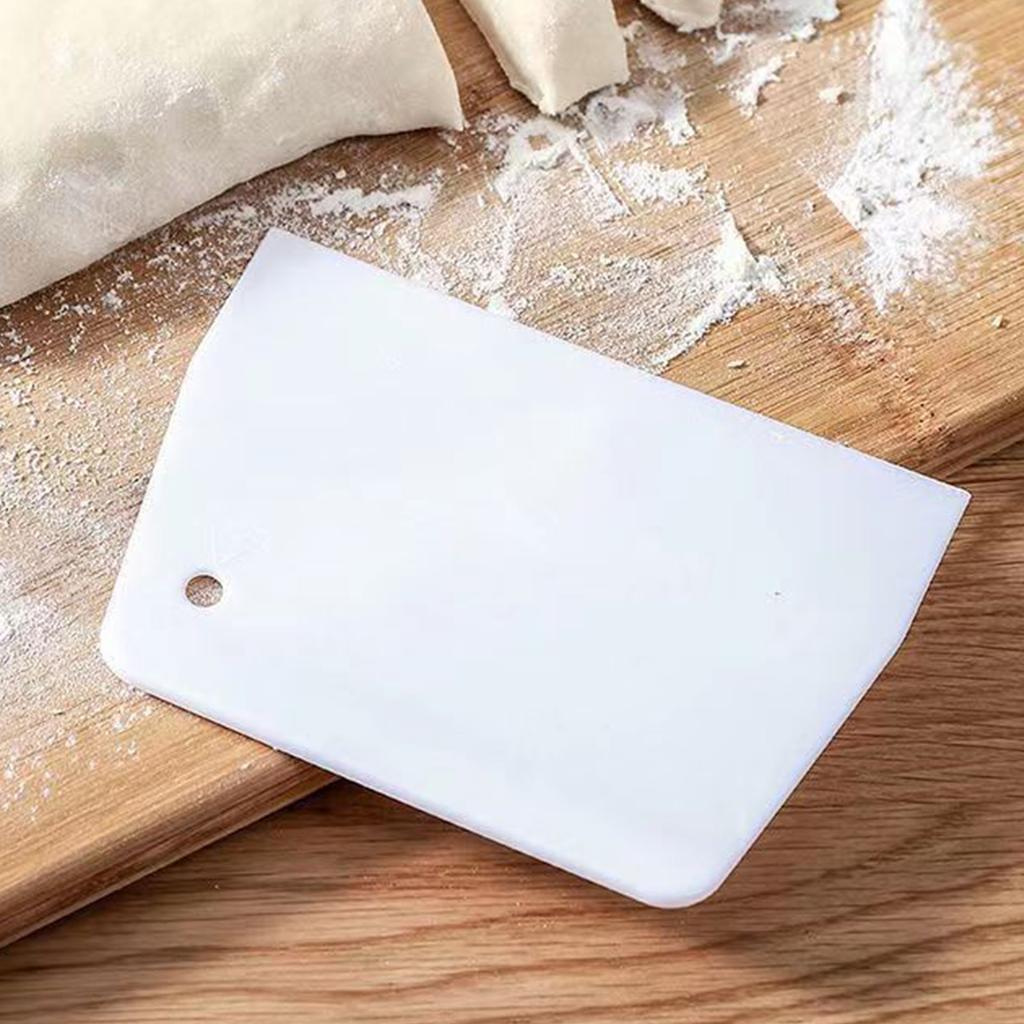 Скребок для теста, легкий, плоский, многоразовый, пластиковый скребок для миски, многофункциональный, гибкий, с отверстием для подвешивания для кухни