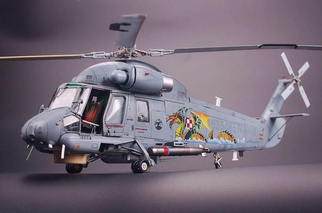 Kitty Hawk Model Super Sea Sprite Plastic Model Kit KH80126 1/48 SH-2G (Helicopter)