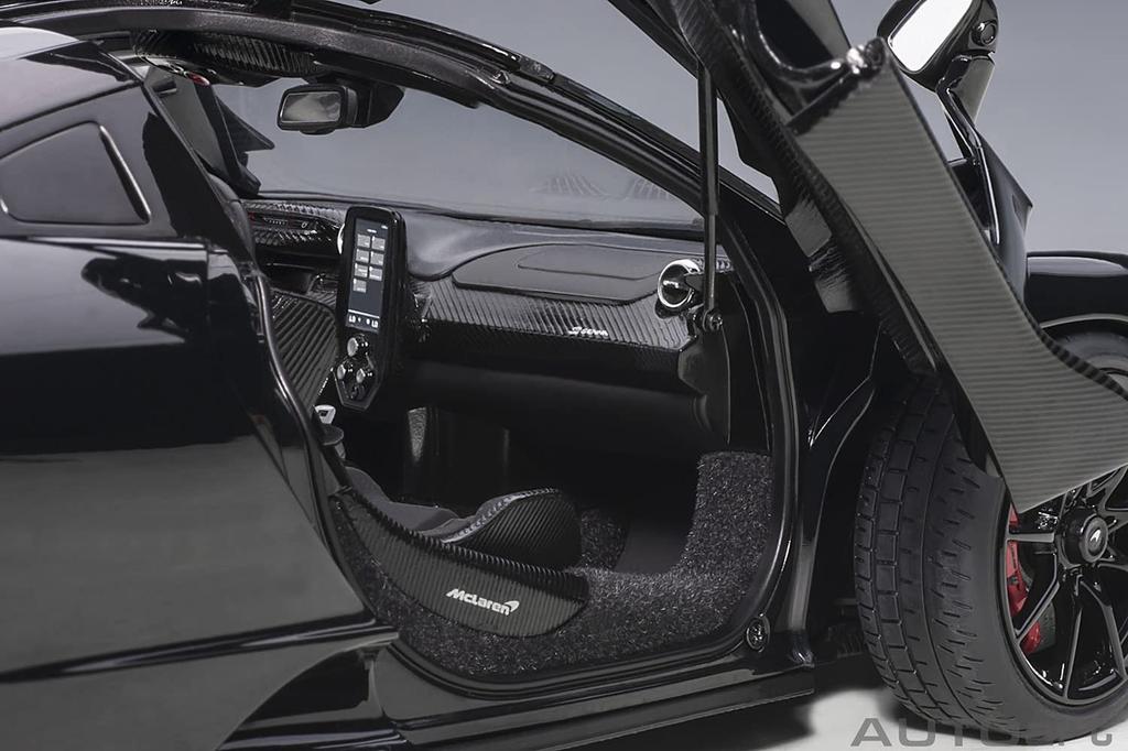 AUTOart McLaren Senna Black Model Car 76076 1/18