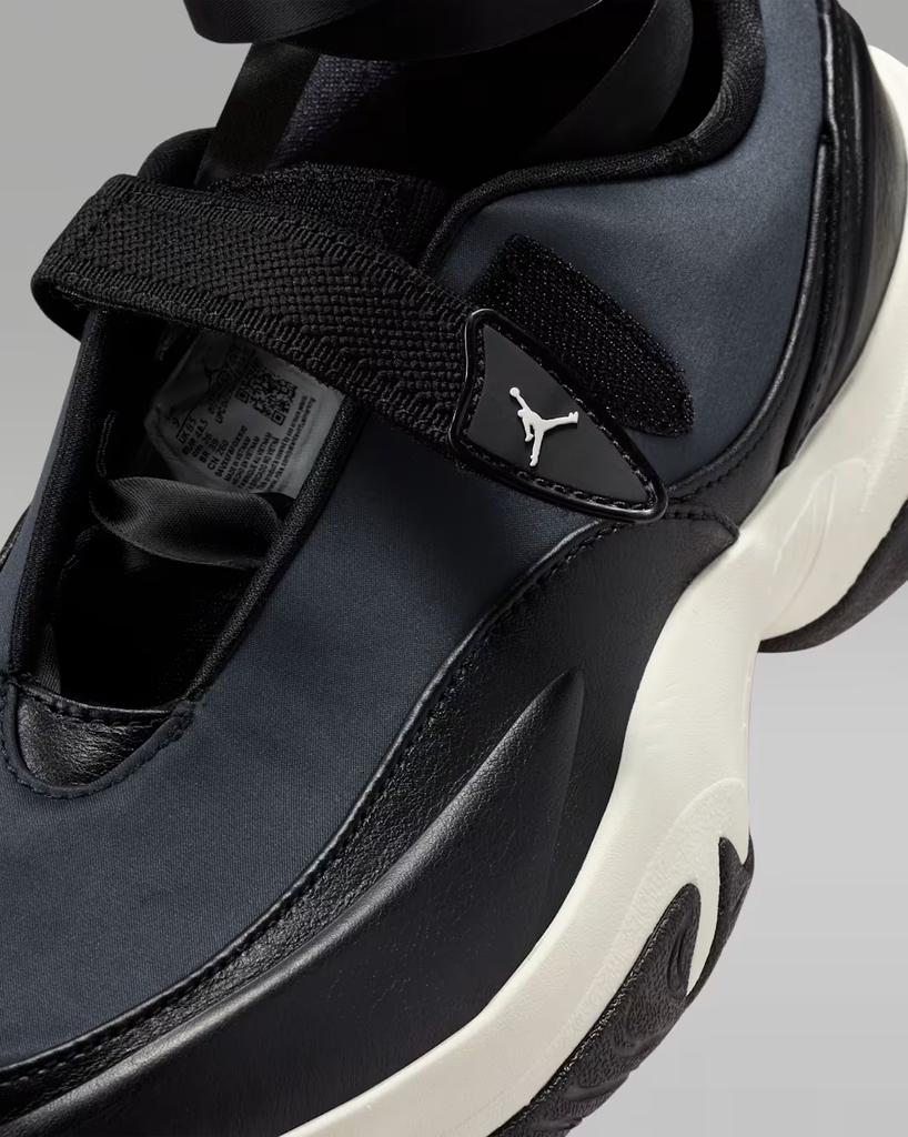 IB8597-001 Nike Jordan Pointe Черный Парус (Женский)