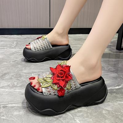 Модные темпераментные летние женские туфли на платформе с открытым носком, новые полые из ПУ, дизайн с красными цветами, толстая подошва 8 см, тапочки для дома/улицы