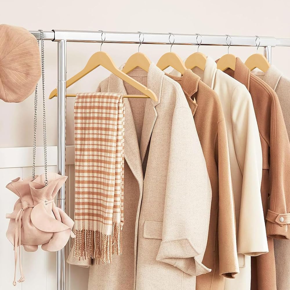 MIGABER Premium Wooden Hangers, Set of 20, Suit Hangers, Prevents Clothes from Losing Shape, Leaves