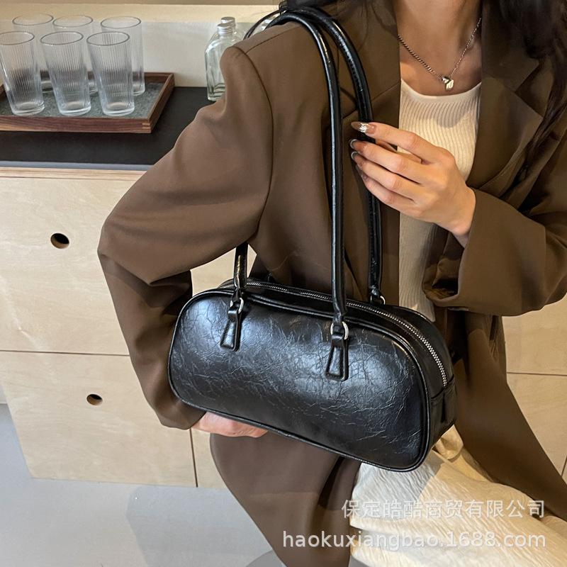 Нишевая сумка-бант женская 2025 весна новая трендовая корейская текстура сумка подмышку большая вместимость сумка-подушка