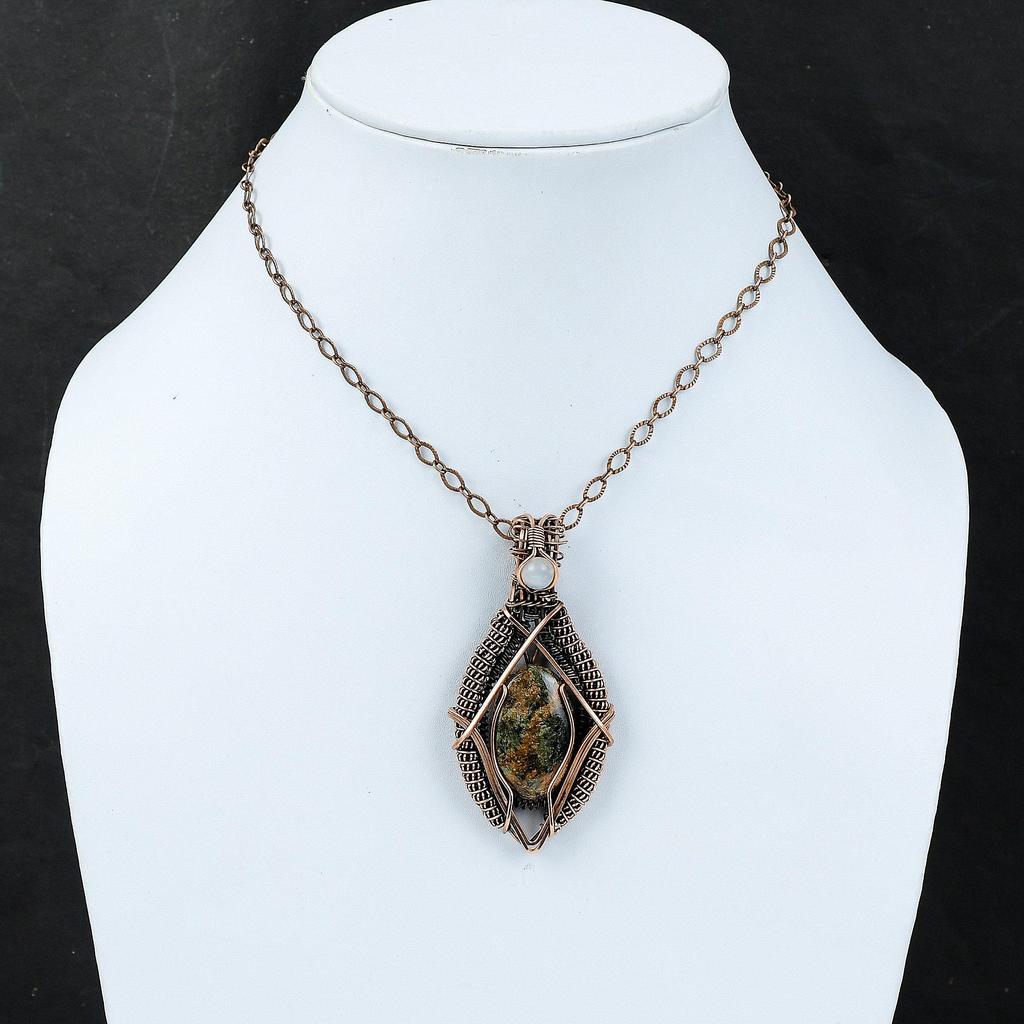 Спессартин Гранат в известняке Кулон Медная проволока Ювелирные изделия в обертке Радужный лунный камень Ювелирные изделия из драгоценных камней Медный кулон ручной работы Подарок для него