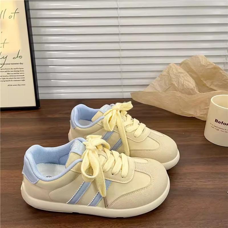 2025 новая мода классический нишевый дизайн 2025 весна новая низкая дышащая модель немецкие тренировочные туфли женская обувь универсальная