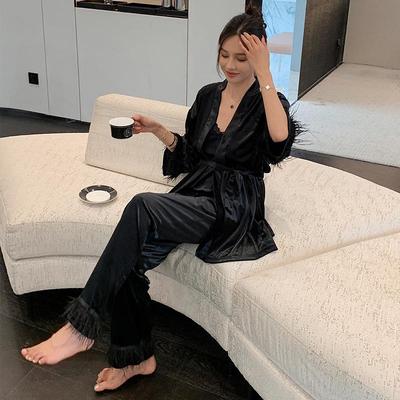 Женский пижамный комплект из золотого бархата: Сексуальный топ на тонких бретелях, длинные брюки, халат с отделкой из страусиных перьев для всех сезонов.