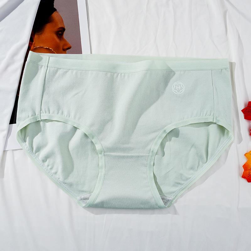 Solid Color Cotton Underwear Women's Underwear Slim Fitting Triangle Pants Simple and Breathable