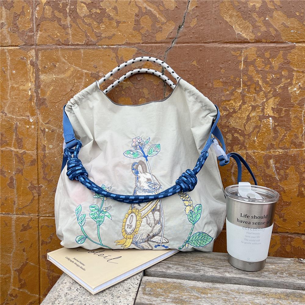 Embroidery Shopping Bag Women'S Fashion Niche Large Capacity Shoulder Bag Tide