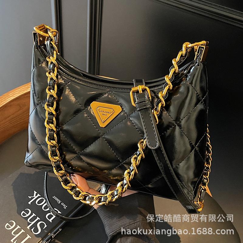 Нишевая легкая роскошная сумка женская 2025 новая сумка с цепочкой из бриллиантов модная универсальная темпераментная усовершенствованная сумка-мессенджер на одно плечо