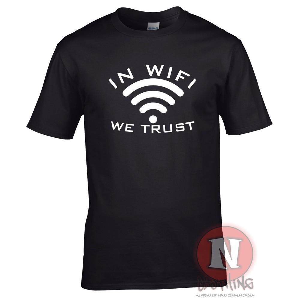 В Wi-Fi мы верим Смешная футболка для гика, ботаника, хипстера Технологии Мобильный телефон Футболка