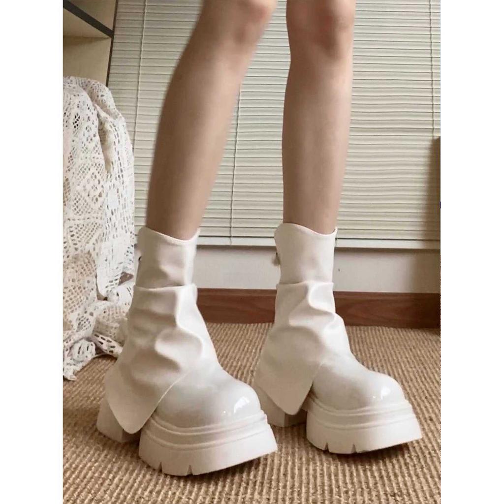 White Short Boots Women's Thick-soled Small Height-increasing Thin Boots 2025 New Pleated Trouser Tube Boots V-mouth Martin Boots