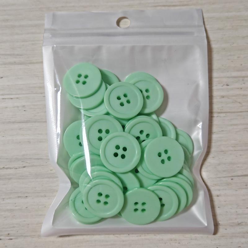 Круглые пуговицы для костюма из смолы 20 мм с тонким краем черного и белого цвета с 4 отверстиями