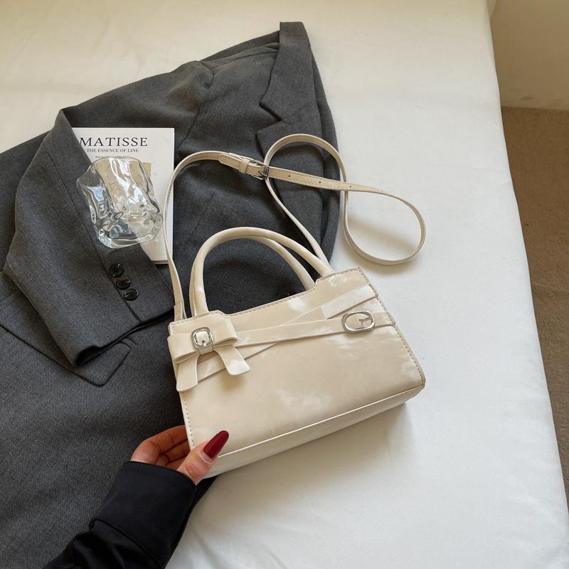 Премиальная сумка в иностранном стиле женская 2025 новая простая нишевая дизайнерская сумка через плечо, сумка-мессенджер, модная портативная сумка-тоут