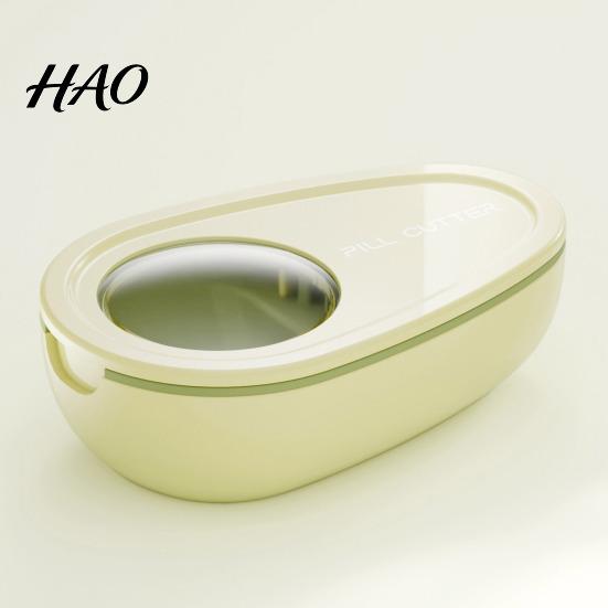 Daily Vitamin Storage Case Portable Pill Box with Cutter, Stainless Steel Blade Compact Container Case, Lightweight Large Capacity Dispenser