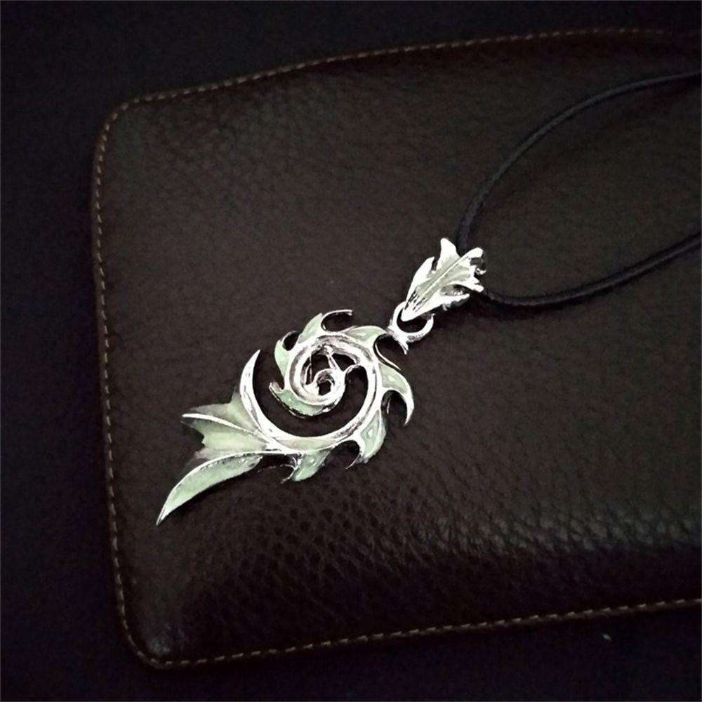 Fashion Charm Chain Vintage Punk Retro Titanium Steel Pendant Dragon Flame Necklace Hip Hop Choker