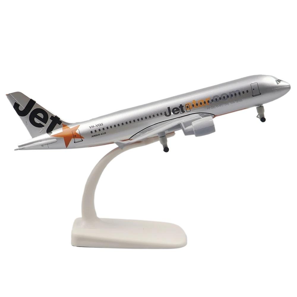 1/400 A320 Jetstar Airlines Model Planes 20CM Alloy Metal Airplanes Ornament Replica Aircraft Model with Stand