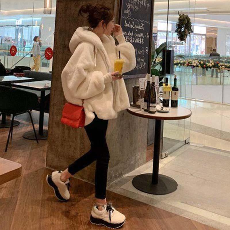 Женская модная теплая куртка из искусственного меха с капюшоном, свободное милое плюшевое пальто средней длины, свободное пальто осень-зима