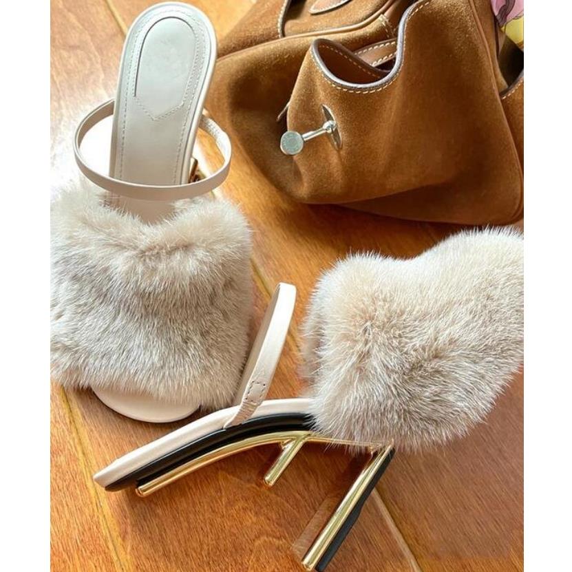 Модные женские меховые тапочки, сексуальные сандалии-гладиаторы с открытым носком, модельные туфли-лодочки, летние женские туфли на танкетке, туфли-лодочки на странном каблуке, высокие каблуки