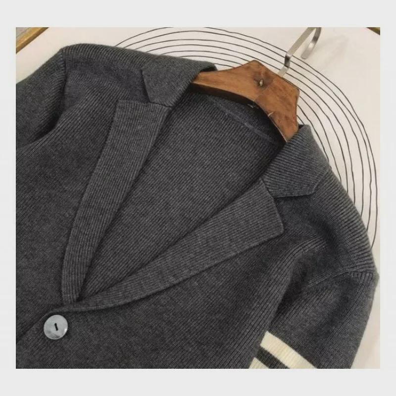 Мужской комплект поло Romon весна-лето и осень - модный повседневный дизайн с лацканами