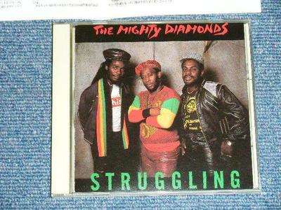 CD MIGHTY DIAMONDS - Struggling D25Y0249 Overheat Record 1985 Япония ОбиРегги, Ска и Даб Б/У