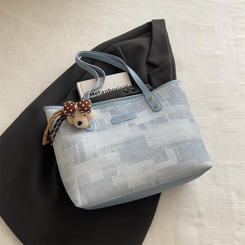 Высококачественная нишевая сумка-тоут женская новая модная большая вместительная сумка через плечо, повседневная ручная сумка в иностранном стиле для поездок на работу