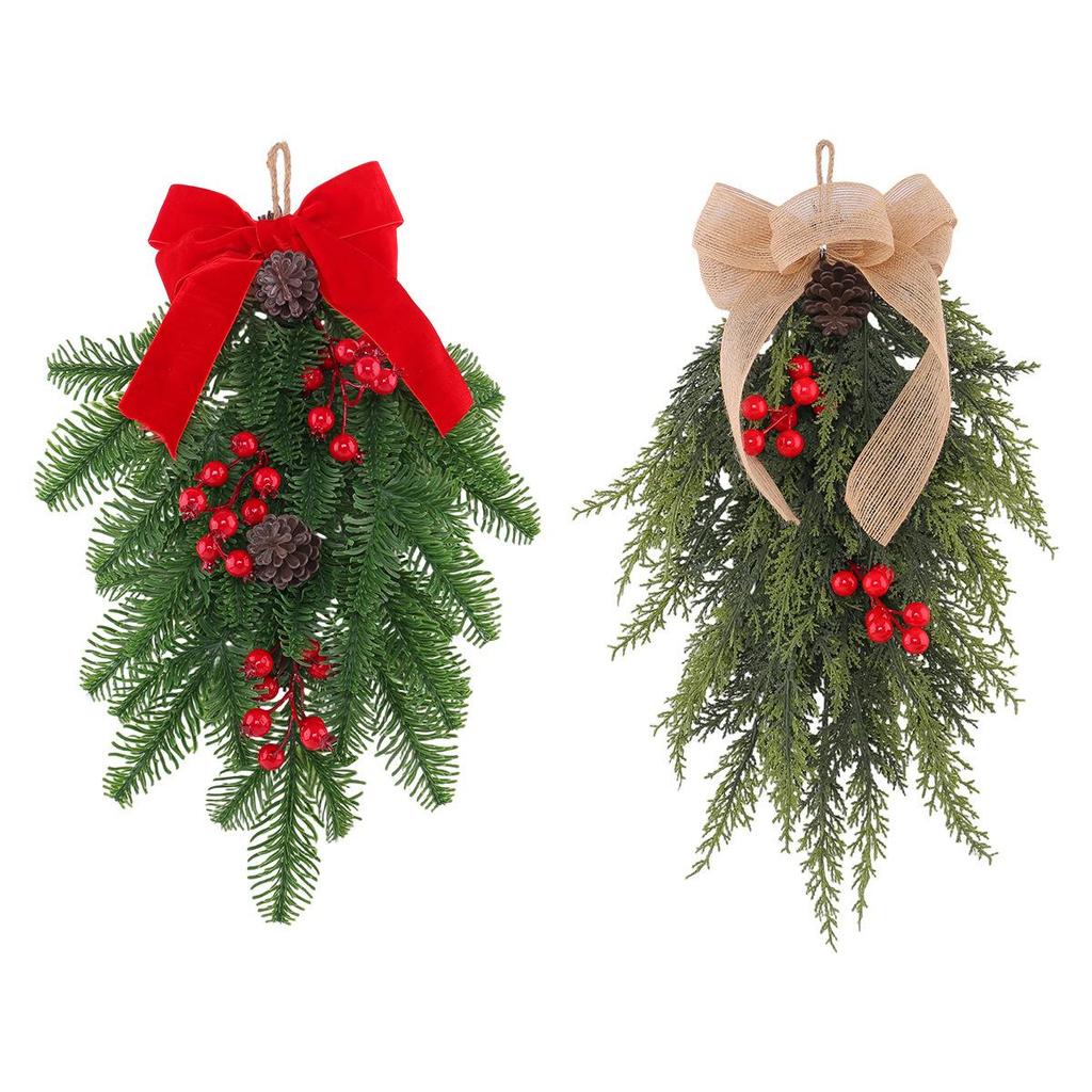 Classic Red and Green Plaid Christmas Wreath for Door or Hotel Decoration