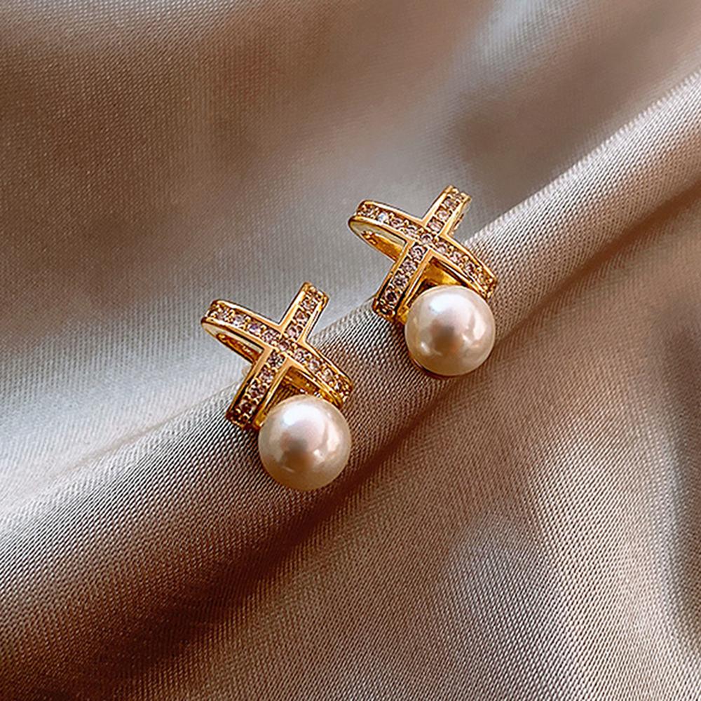 Women Imitation Pearls Earrings S925 Silver Needle Hypoallergenic Earrings for Women Girls Outfit Matching
