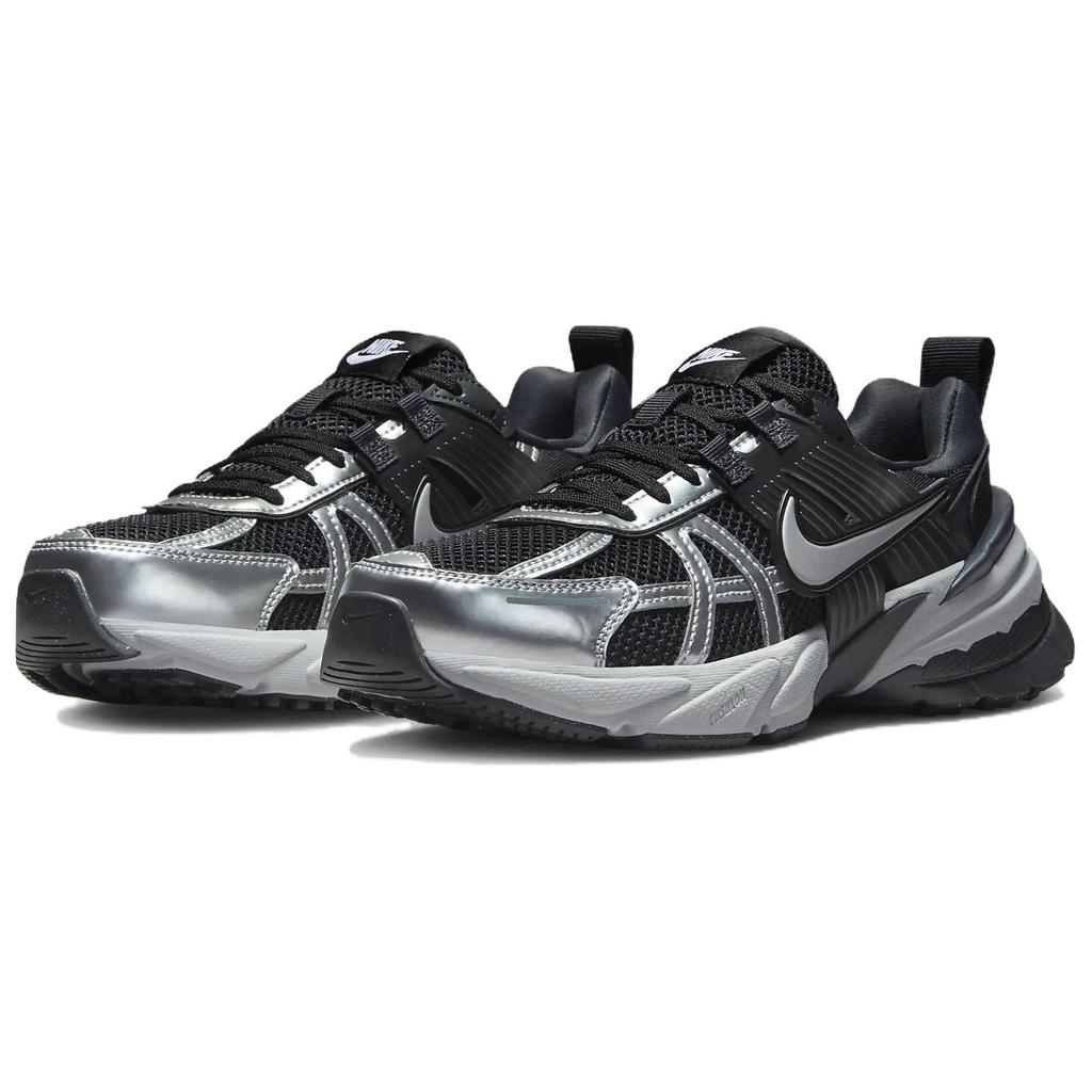 Nike Женские кроссовки V2K Run Черный Металлик Серебристый FD0736-005