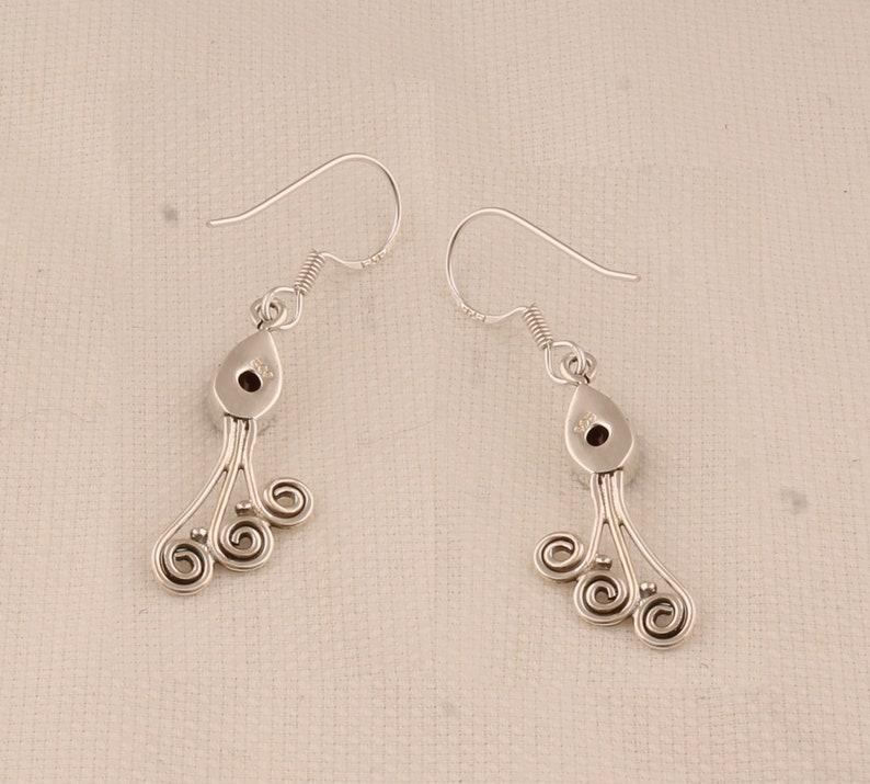 Solid 925 Sterling Silver Red Garnet gemstone Boho Designer Women Dangler Earring Jewelry