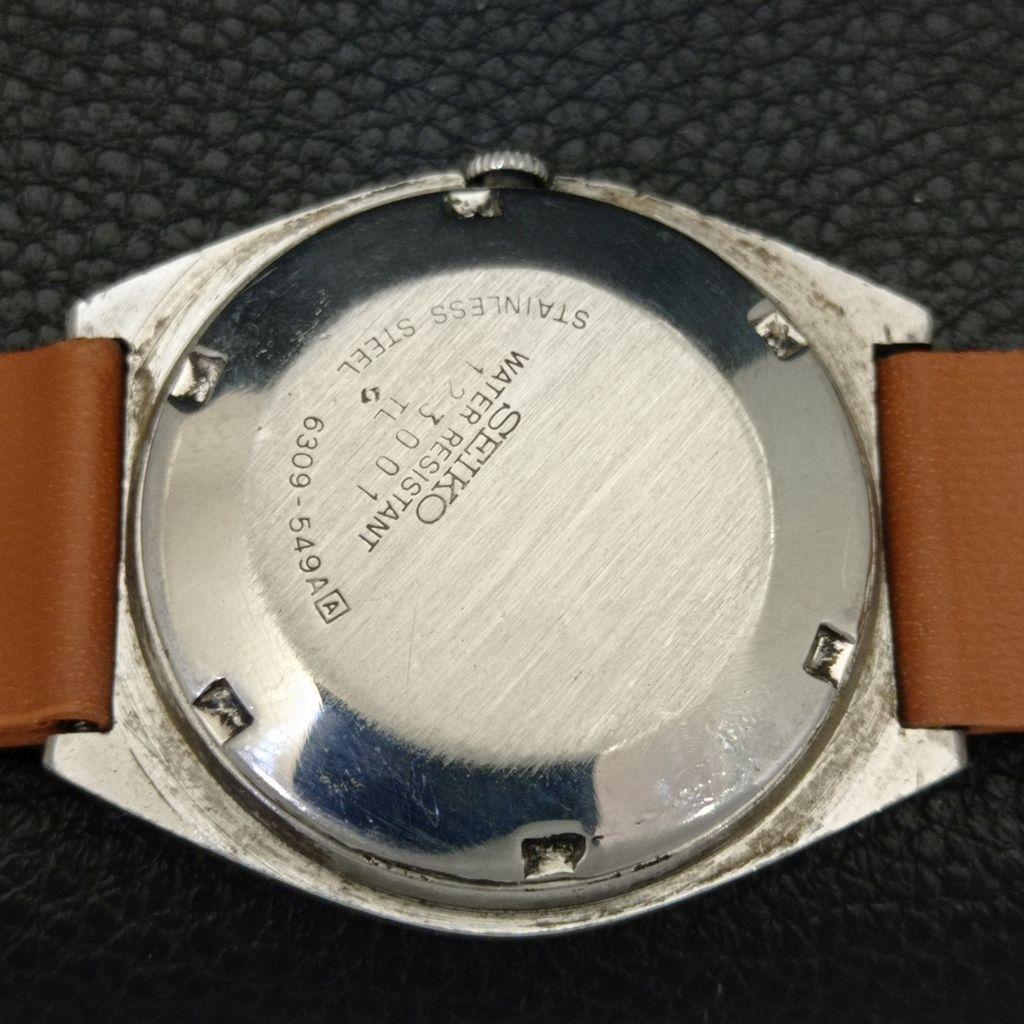 JAPAN VINTAGE SEIKO 5 AUTOMATIC MENS WHITE COLOR DIAL WATCH A701489-5 R206b-a701489