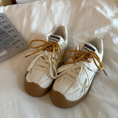 2024 новые молочные туфли huhu little white, нишевый дизайн, обувь для тренировок по моральным принципам, модная универсальная повседневная обувь для женщин