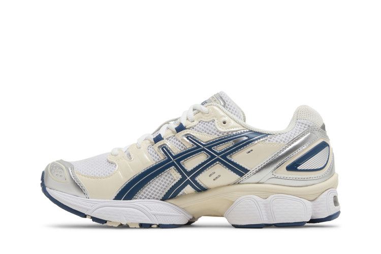 Женские кроссовки ASICS Gel-Nimbus 9 Белый Светло-индиго (Женский) Белый/Светлый индиго