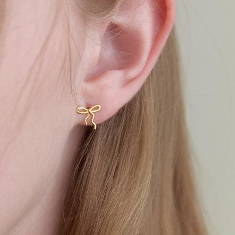 Primaute zig ribbon earring