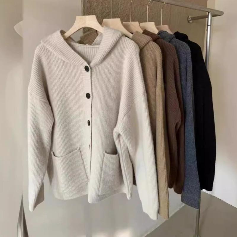 Новый трикотажный кардиган на пуговицах с капюшоном для осени и зимы, модный, универсальный, свободный, повседневный, теплый, куртка-свитер для женщин