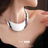 Нестандартное широкое металлическое ожерелье-воротник: Простая, универсальная, холодного стиля, европейская и американская ключичная цепочка, легкая роскошь.