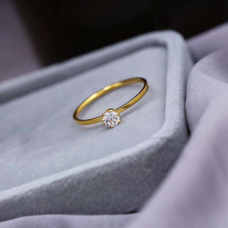 Trendy Gold Titanium Steel Diamond Ring: Minimalist Japanese-Korean Design