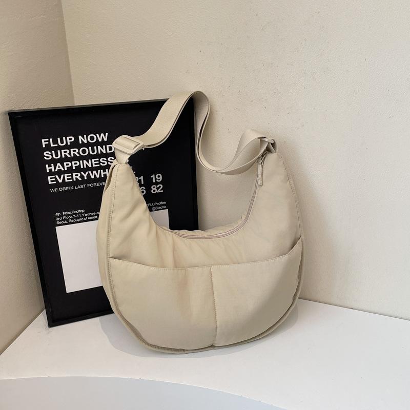 Bag Women's New Large-capacity Dumpling Bag College Student Class Shoulder Bag Simple Versatile Commuter Light Messenger Bag