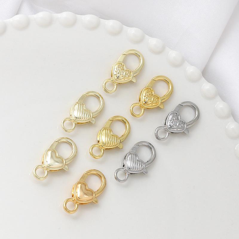 Позолоченный брелок-подвеска с застежкой-лобстером в форме сердца