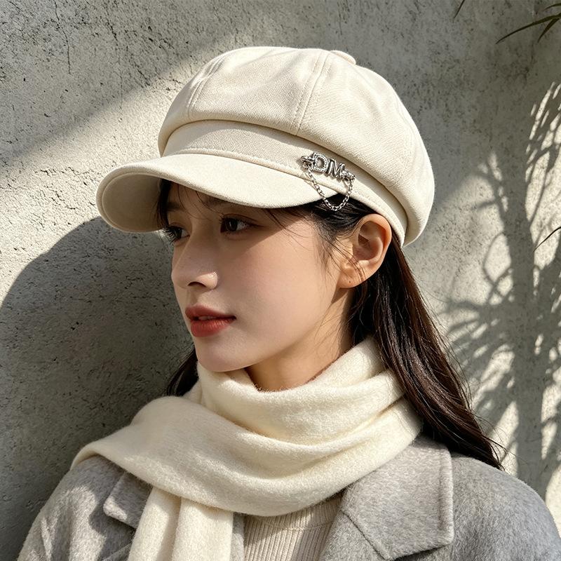 Autumn and winter new woolen retro literary cap showing small letters metal buckle versatile temperament octagonal hat