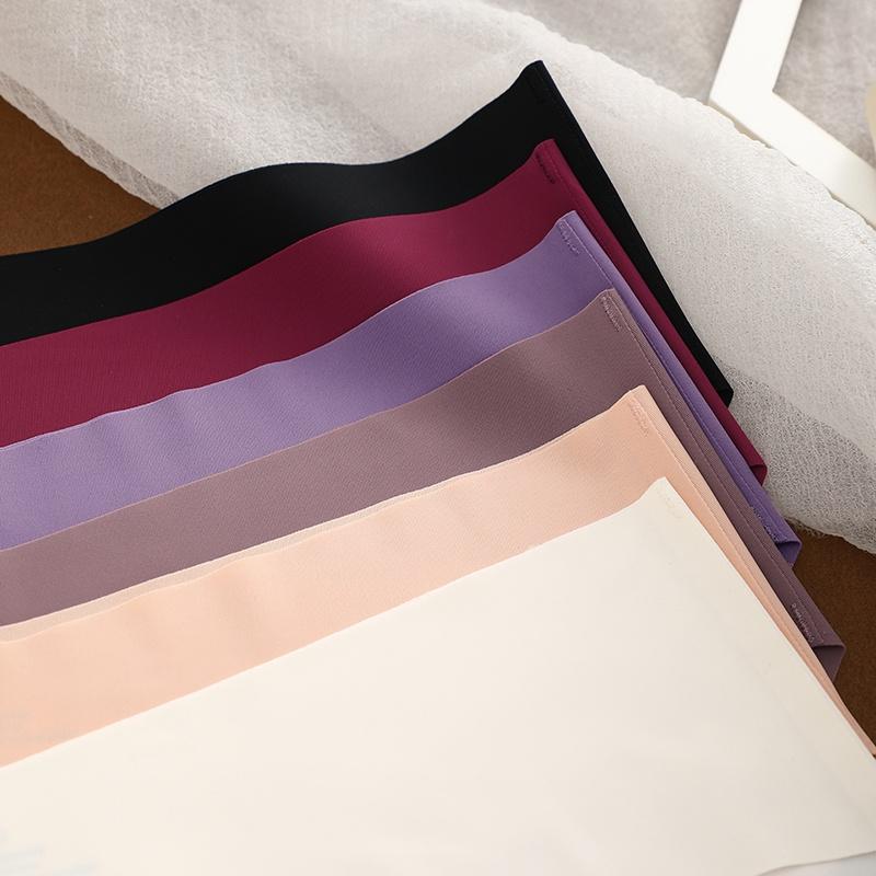 Ice Silk Seamless Panty for Women Deep-V Design One-piece Breathable Mid Rise Sexy Panties Panty