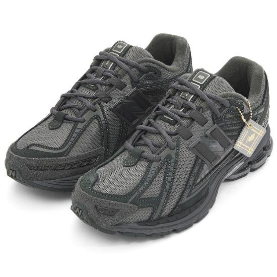 New Balance 1906R Серые кроссовки унисекс черные M1906RHX