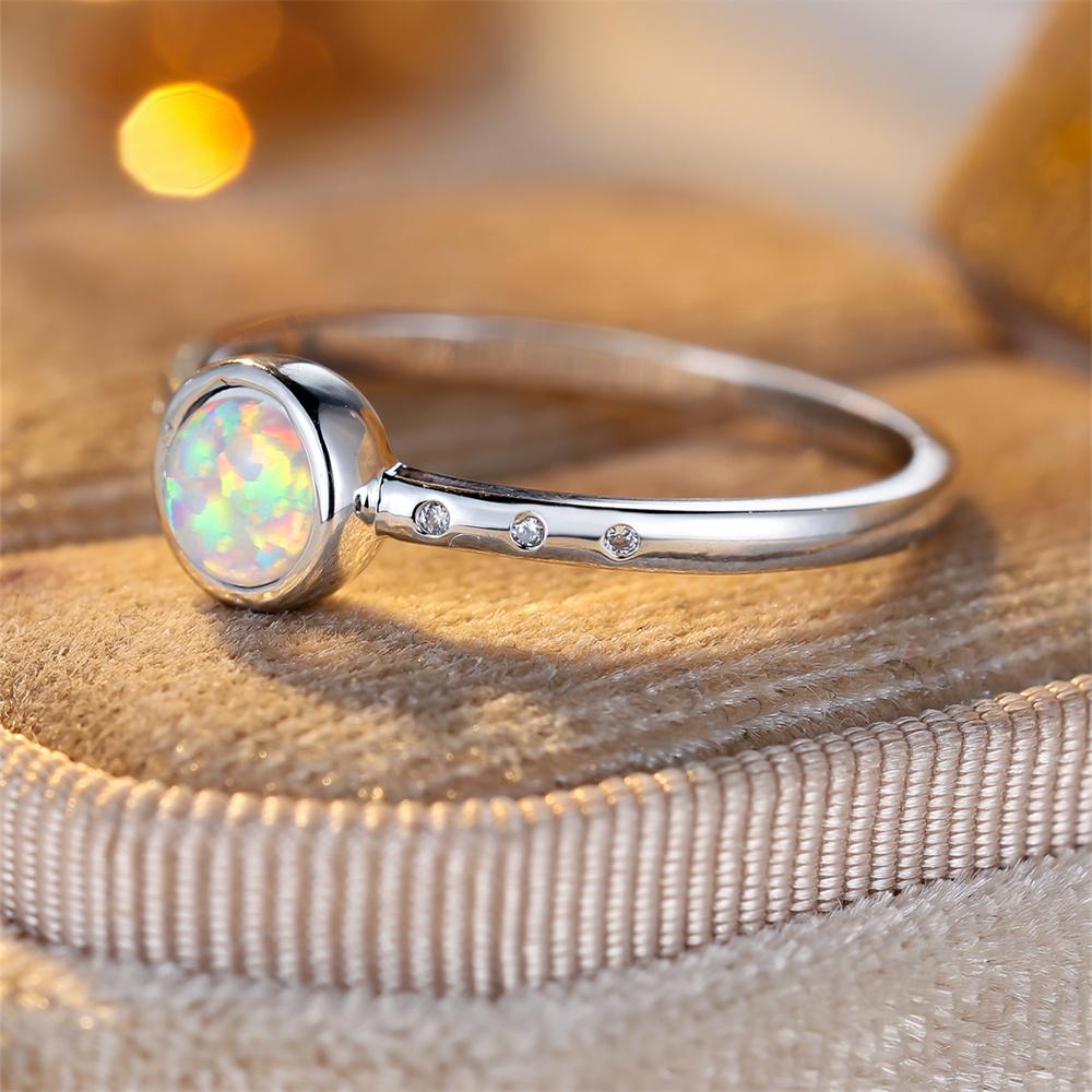 Белый Опал Огненный Круглый Камень Кольца-Солитеры Для Женщин Винтажная Мода Серебристый Цвет Тонкое Обручальное Кольцо Простое Модное