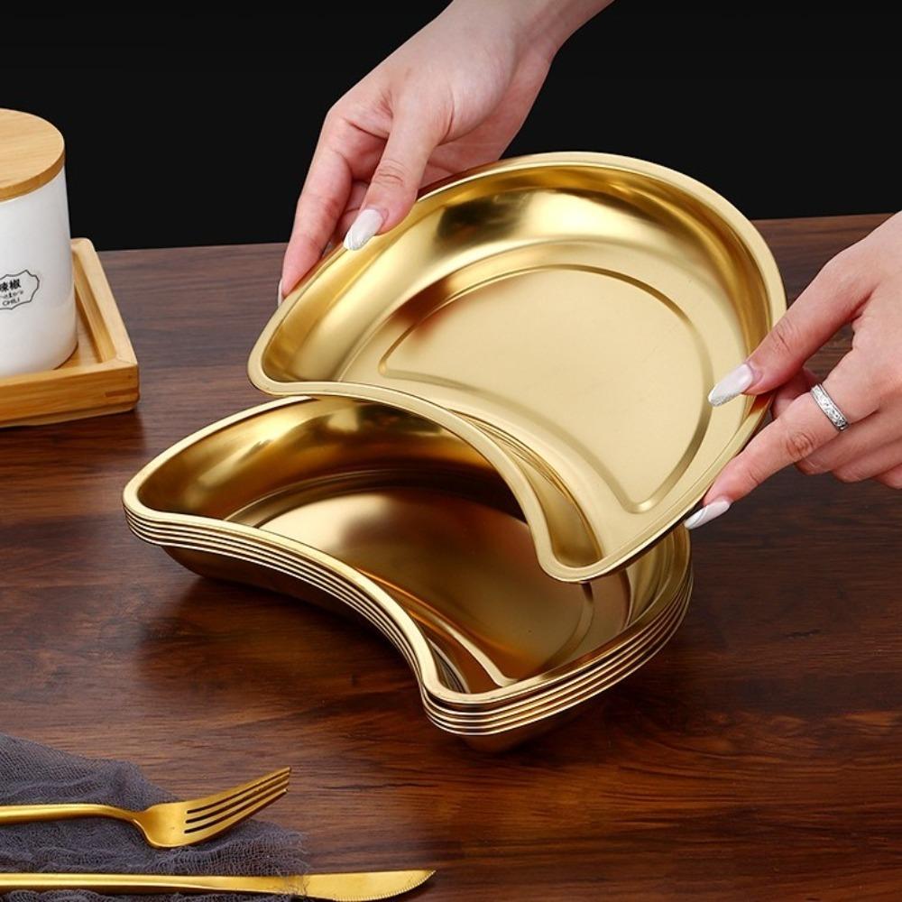 Mutifunctional Half-Moon Metal Trays Funny Child Plate Dinnerware Vegetable Plate Family Reunion